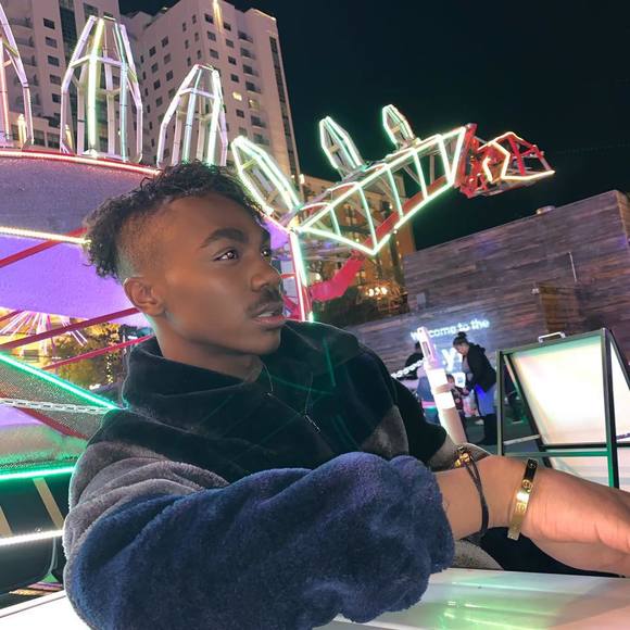 Meet your Posher, Kellen - Picture 1 of 1